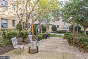 210 OAKWOOD STREET SE Unit: 318