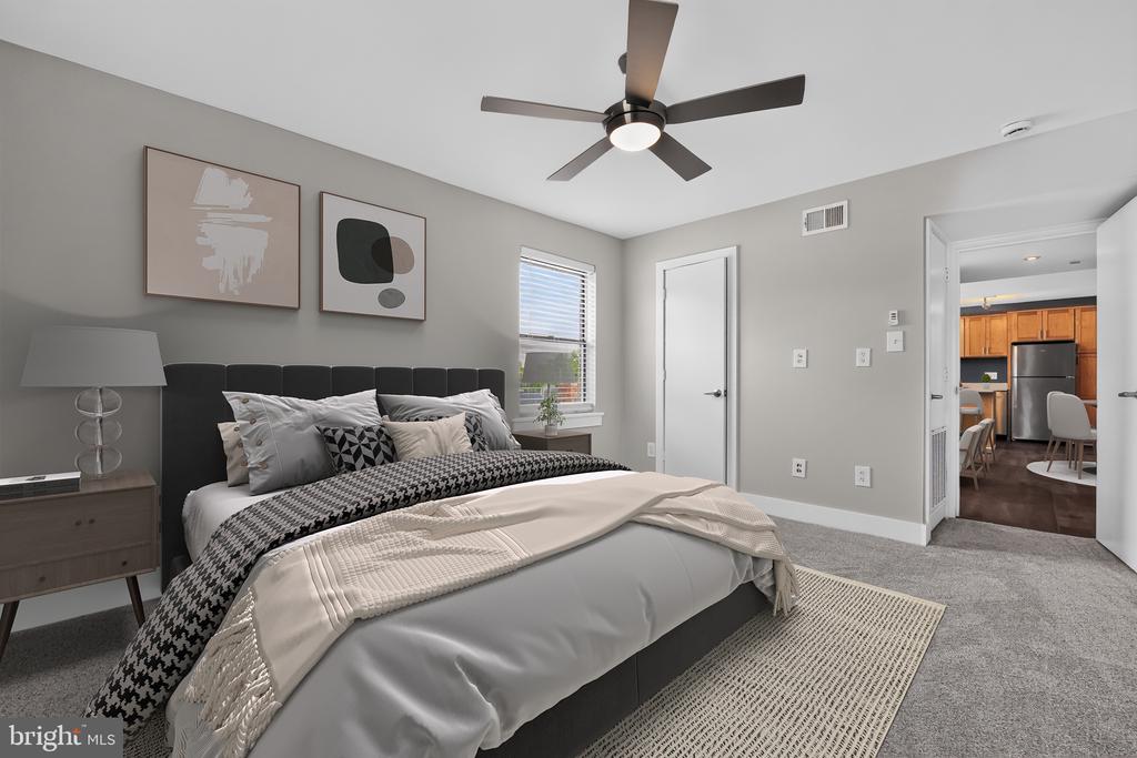 210 OAKWOOD STREET SE Unit: 318