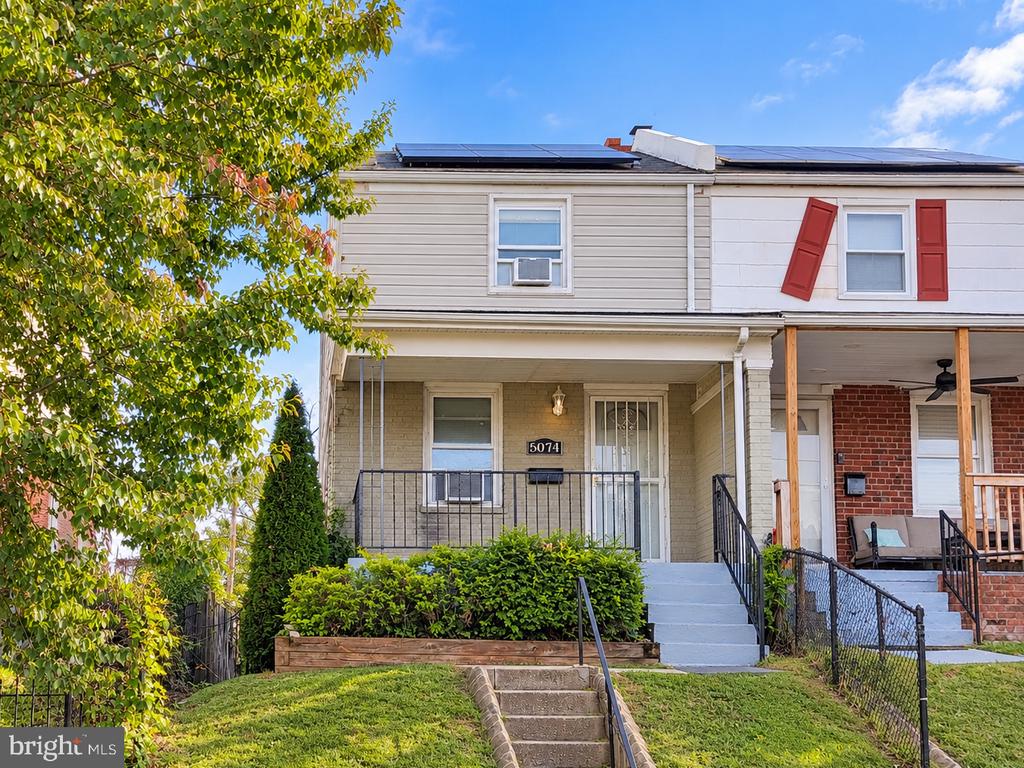5074 JAY STREET NE