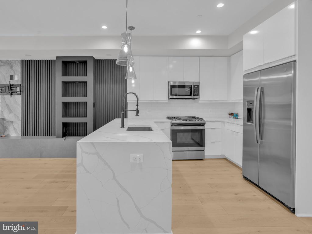 1722 WEST VIRGINIA AVENUE NE Unit: 3