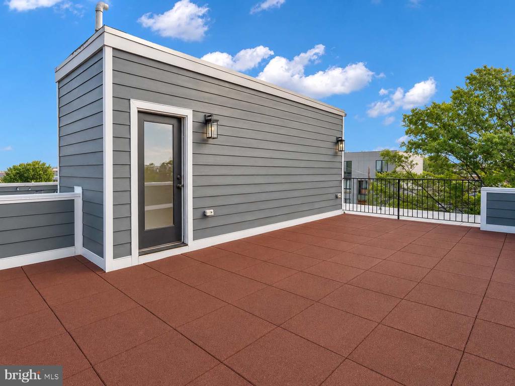 1722 WEST VIRGINIA AVENUE NE Unit: 3