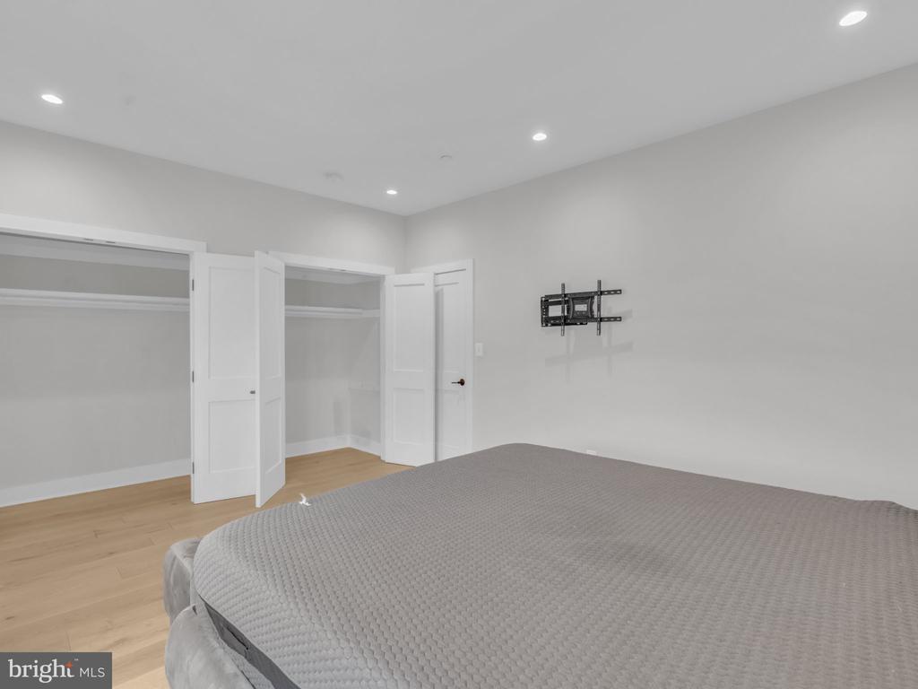 1722 WEST VIRGINIA AVENUE NE Unit: 3
