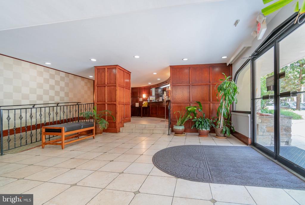 922 24TH STREET NW Unit: 313