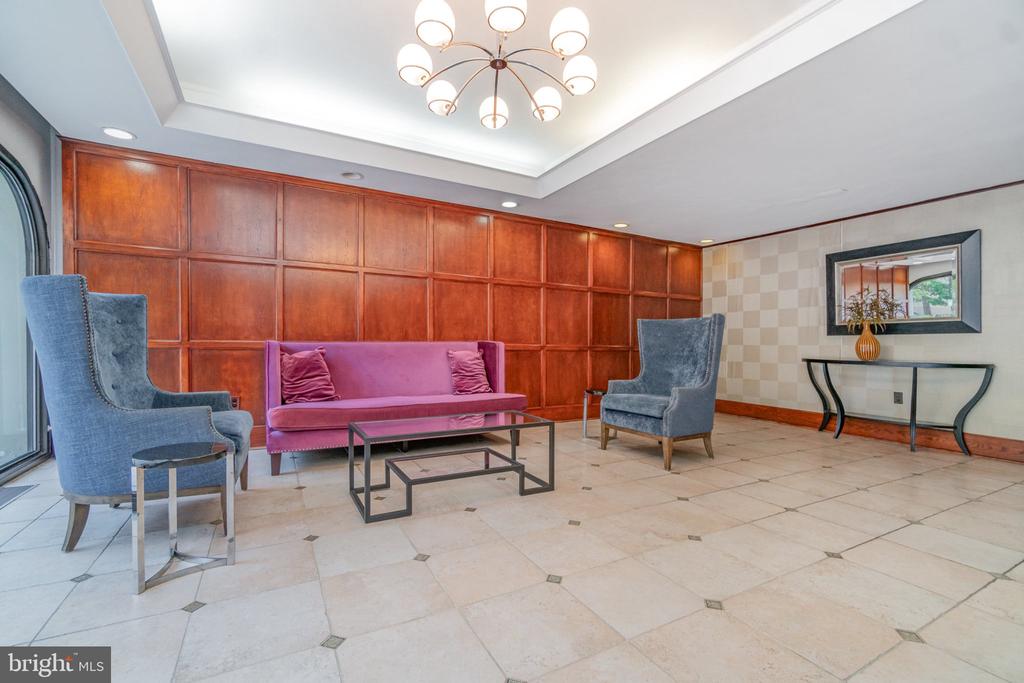 922 24TH STREET NW Unit: 313