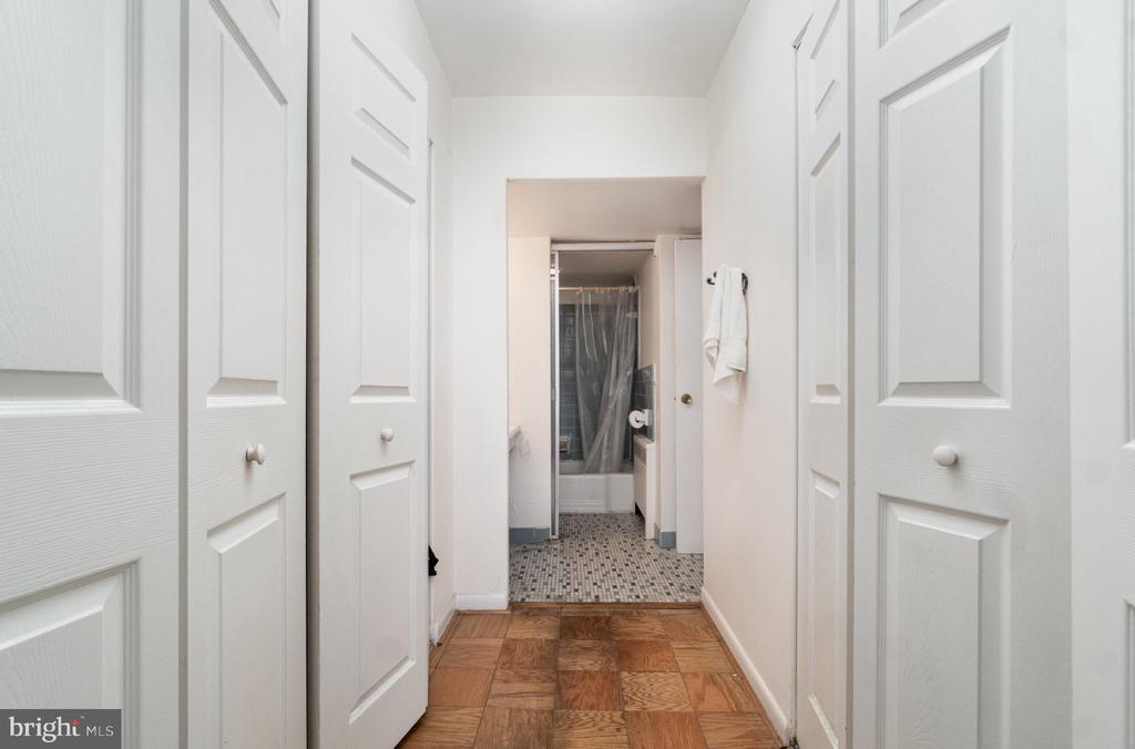 922 24TH STREET NW Unit: 313