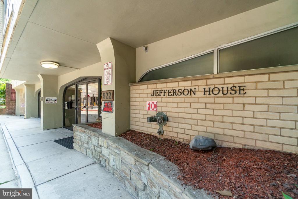922 24TH STREET NW Unit: 313