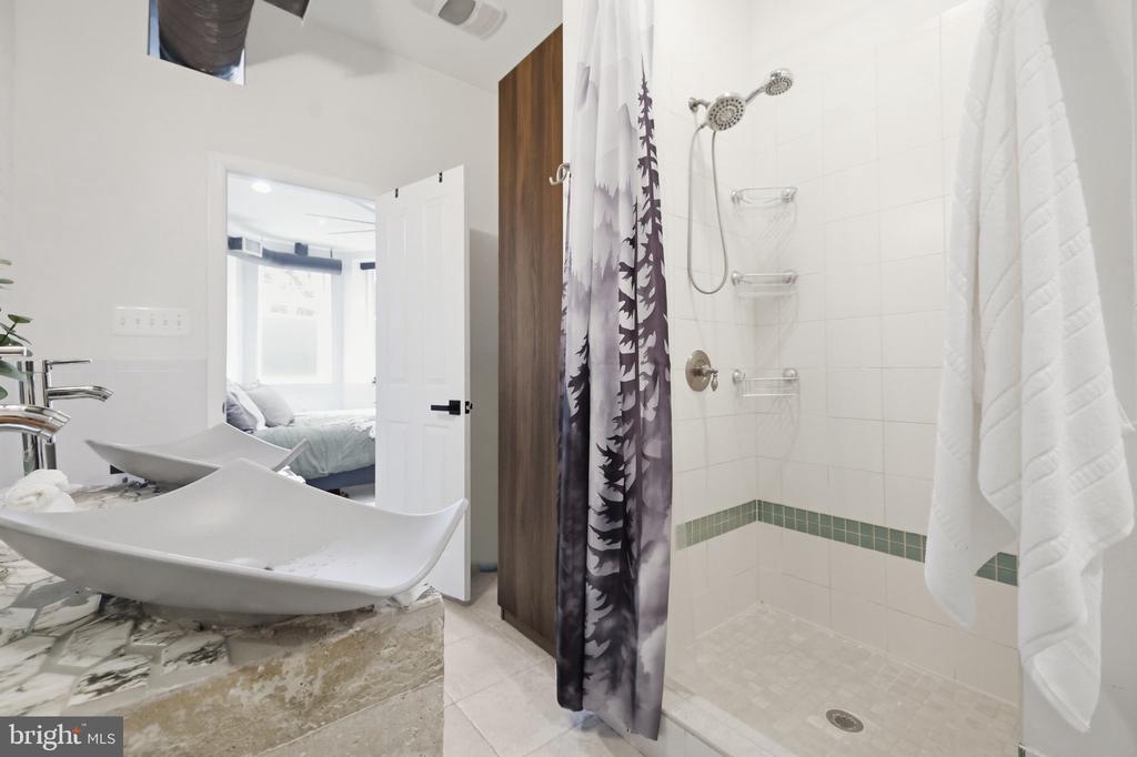 55 RHODE ISLAND AVENUE NW Unit: 1