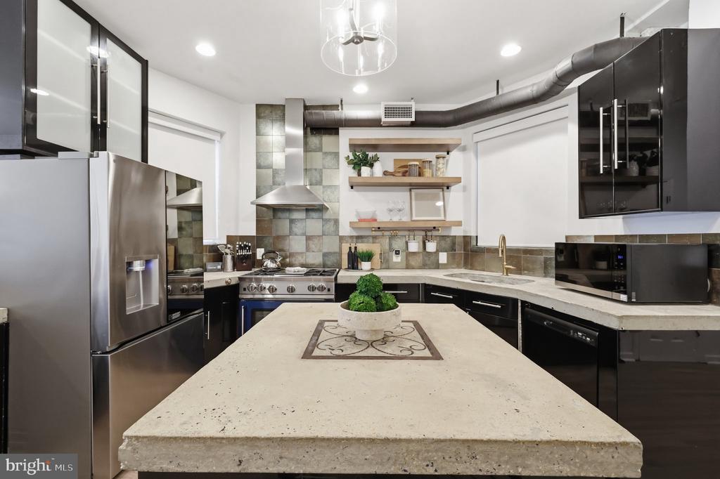 55 RHODE ISLAND AVENUE NW Unit: 1