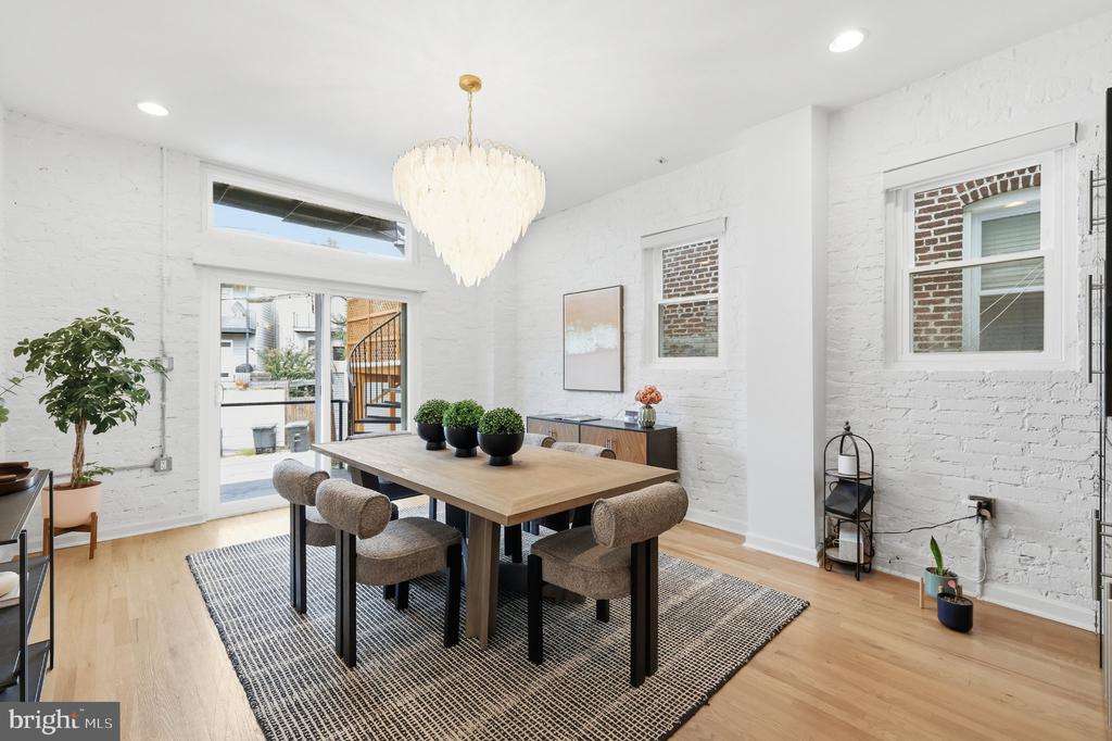 55 RHODE ISLAND AVENUE NW Unit: 1