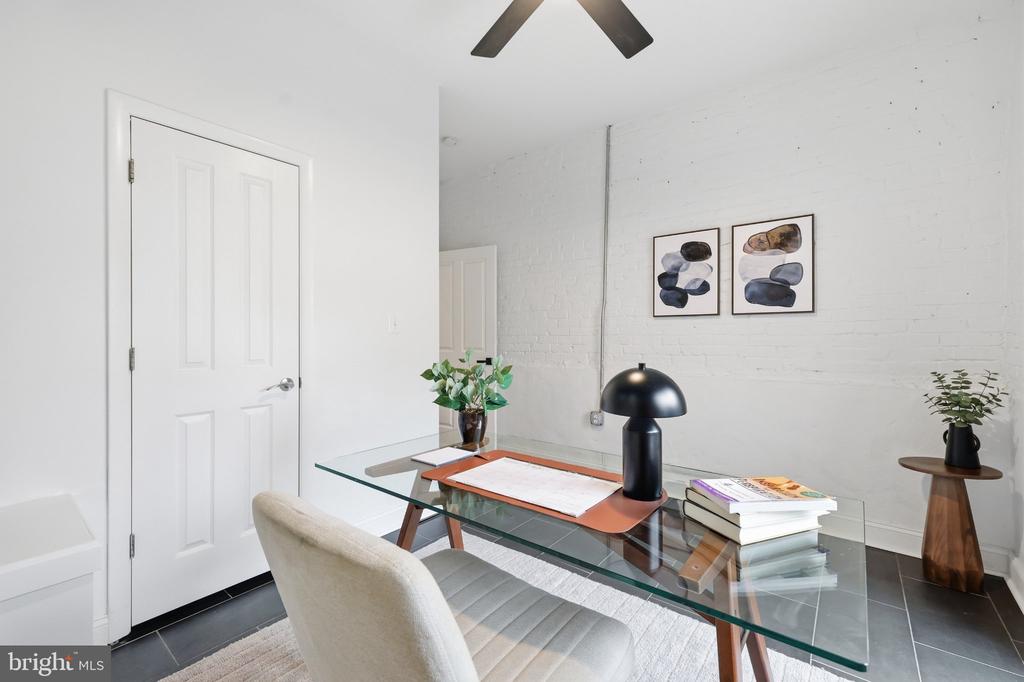 55 RHODE ISLAND AVENUE NW Unit: 1