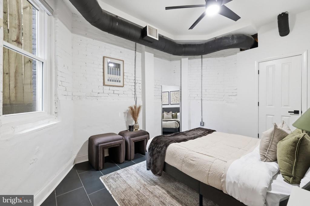 55 RHODE ISLAND AVENUE NW Unit: 1