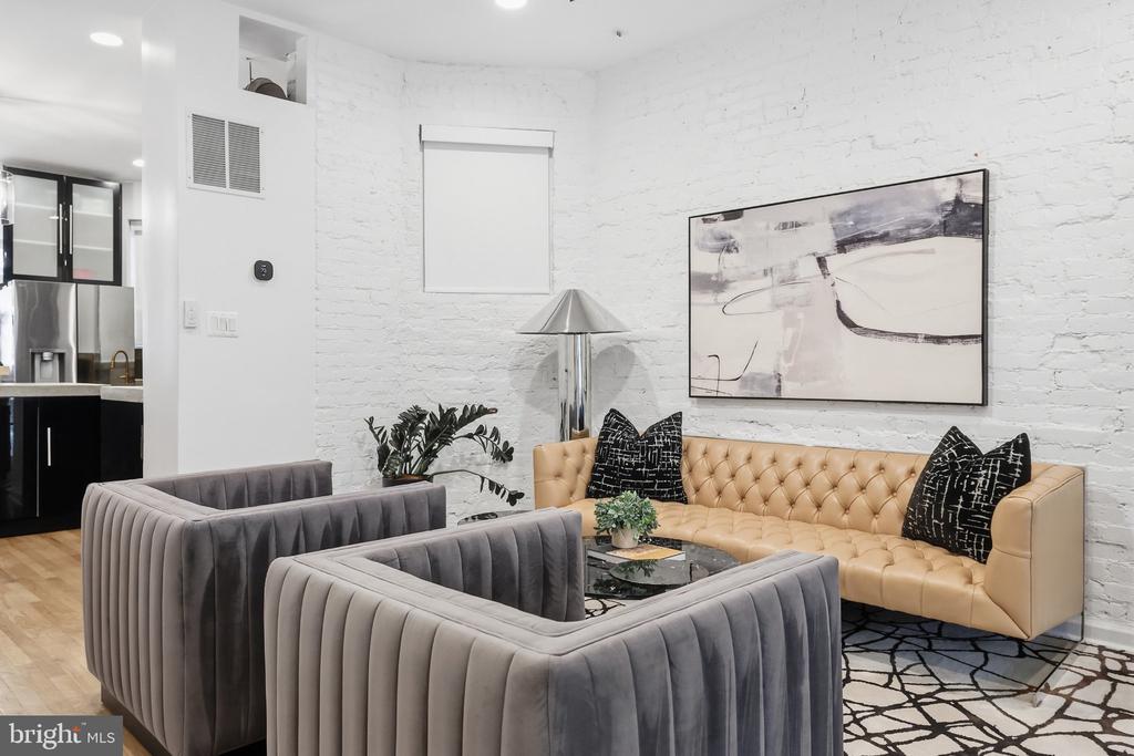 55 RHODE ISLAND AVENUE NW Unit: 1