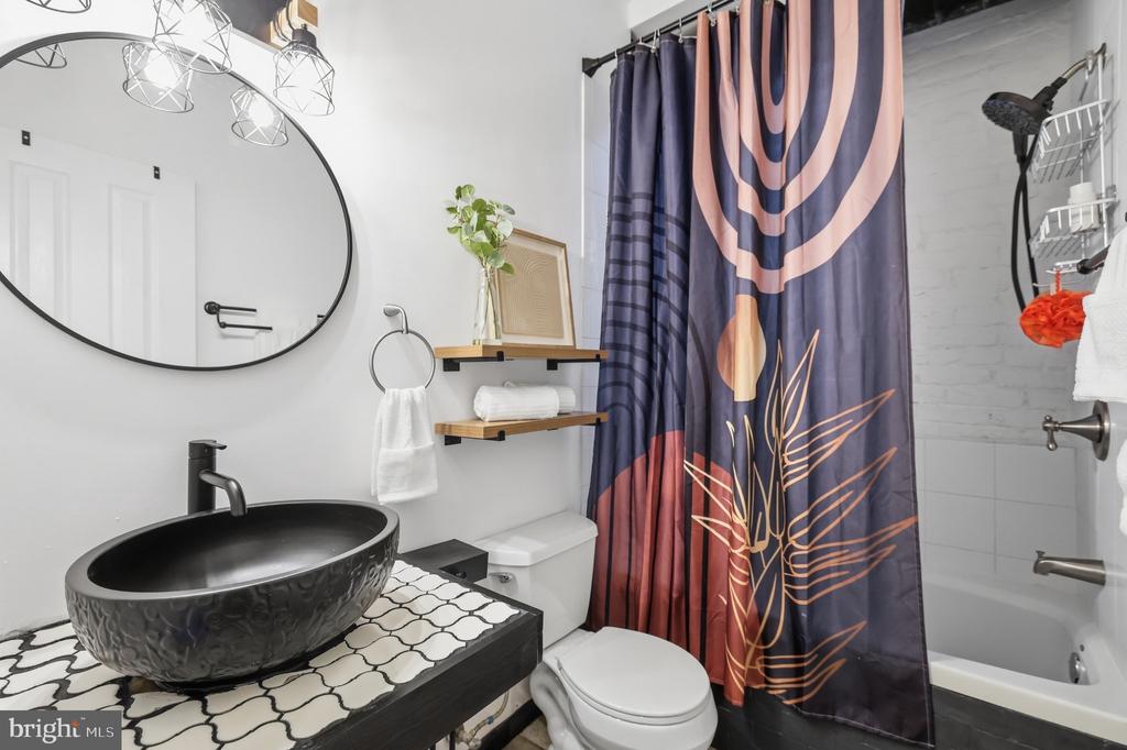 55 RHODE ISLAND AVENUE NW Unit: 1