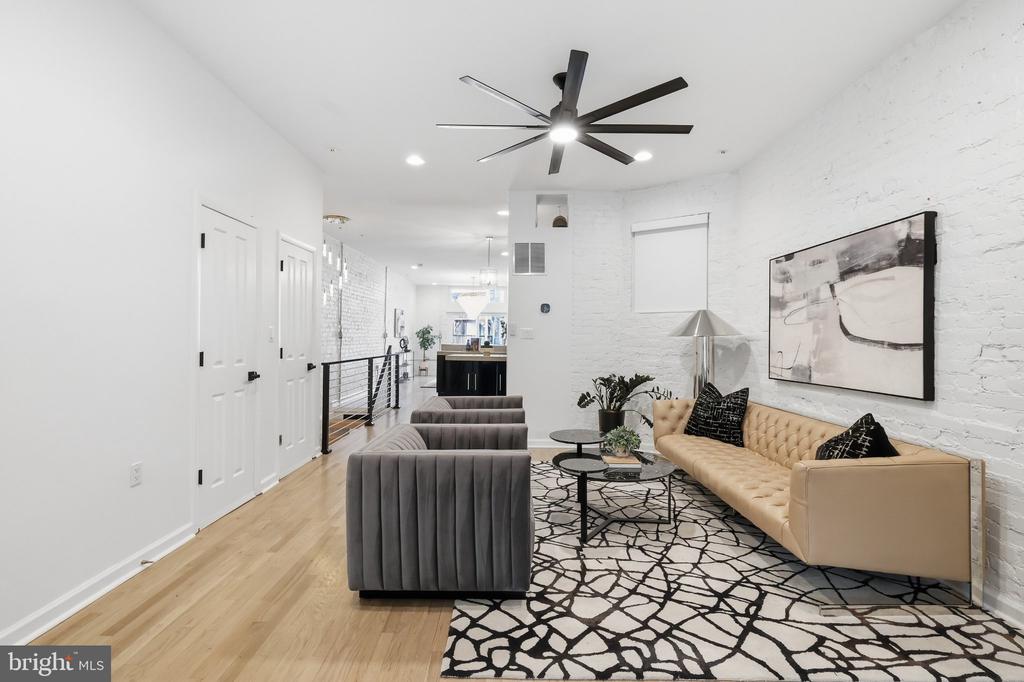 55 RHODE ISLAND AVENUE NW Unit: 1