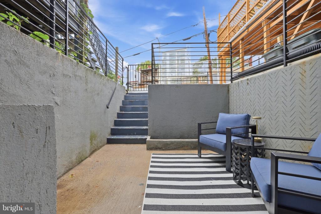 55 RHODE ISLAND AVENUE NW Unit: 1