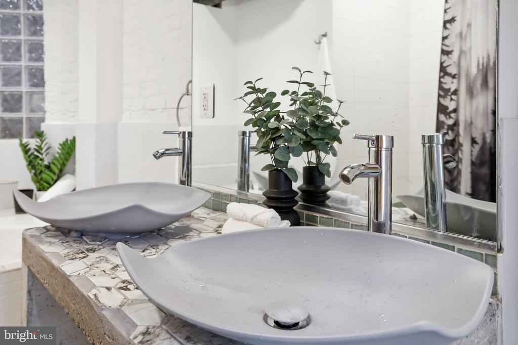 55 RHODE ISLAND AVENUE NW Unit: 1