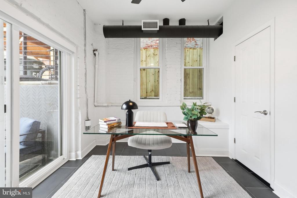 55 RHODE ISLAND AVENUE NW Unit: 1