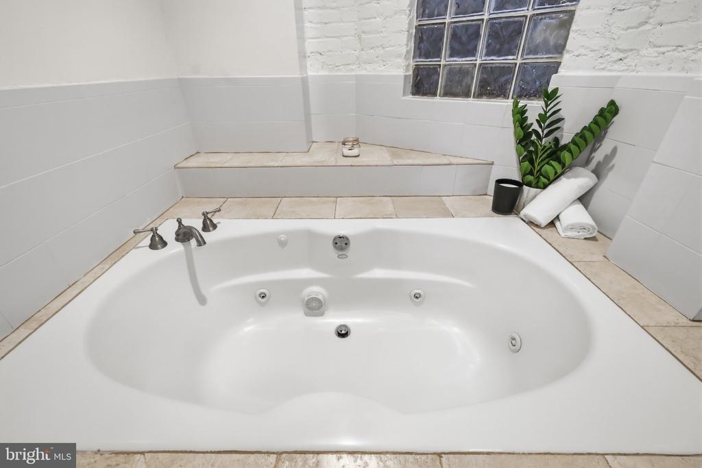 55 RHODE ISLAND AVENUE NW Unit: 1