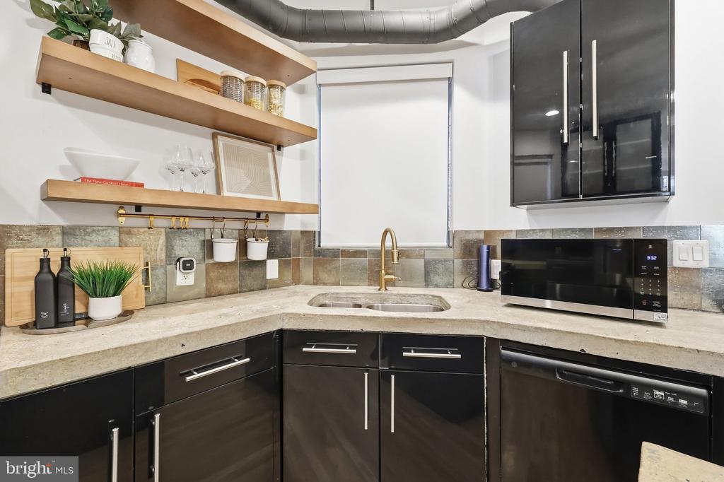 55 RHODE ISLAND AVENUE NW Unit: 1
