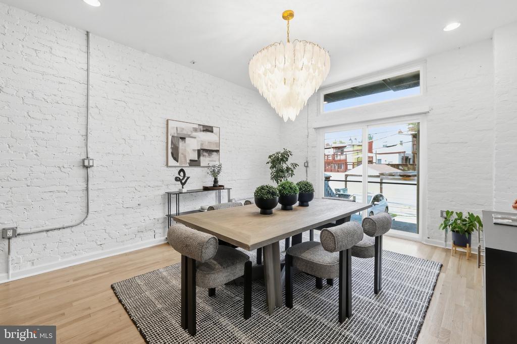55 RHODE ISLAND AVENUE NW Unit: 1