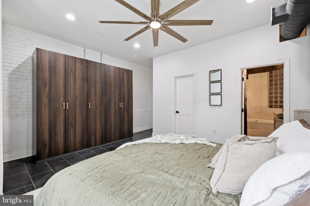 55 RHODE ISLAND AVENUE NW Unit: 1