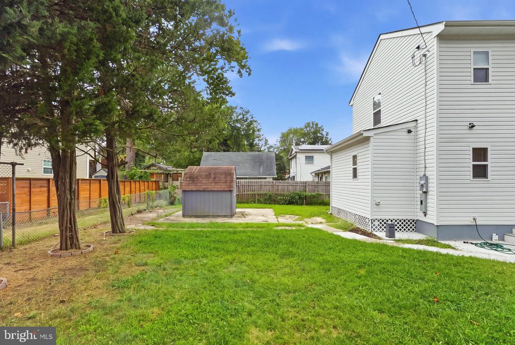 3127 G STREET SE