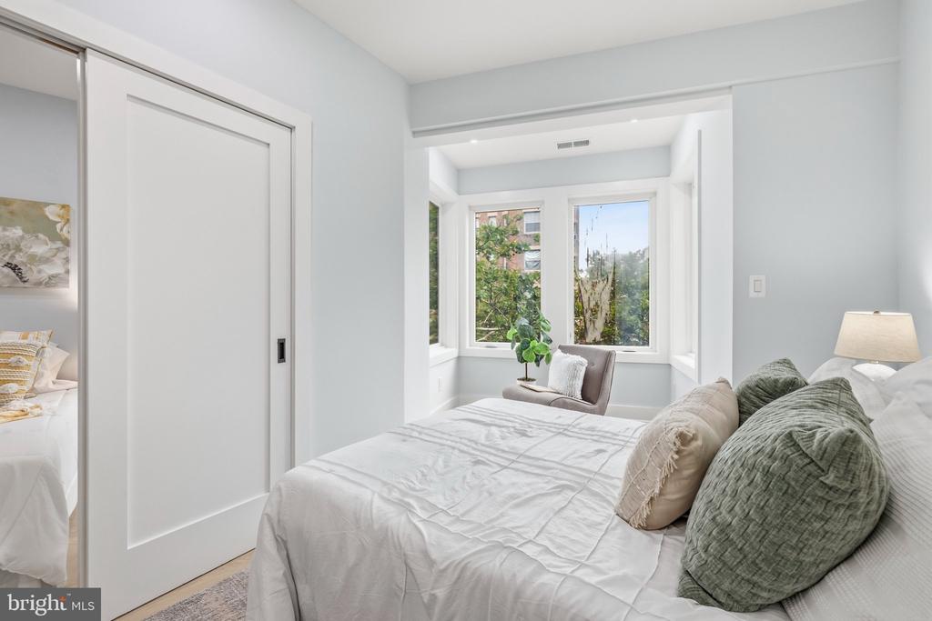 1650 COLUMBIA ROAD NW Unit: 301