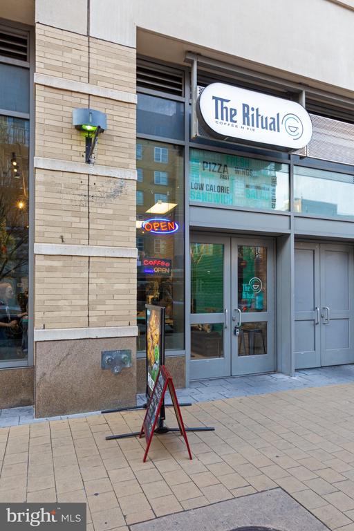 1650 COLUMBIA ROAD NW Unit: 301