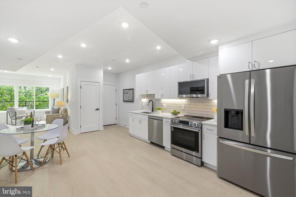 1650 COLUMBIA ROAD NW Unit: 301