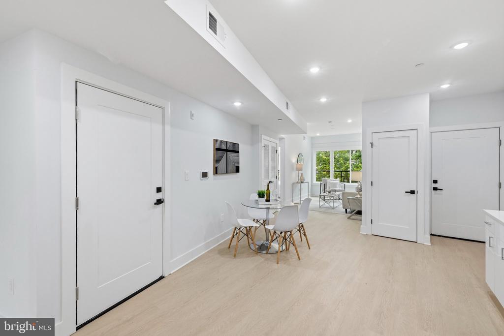 1650 COLUMBIA ROAD NW Unit: 301