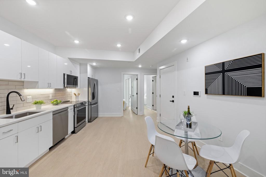 1650 COLUMBIA ROAD NW Unit: 301