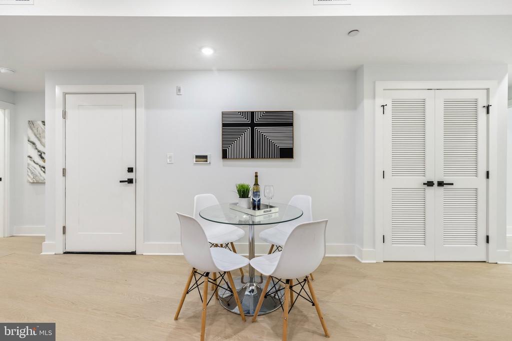 1650 COLUMBIA ROAD NW Unit: 301