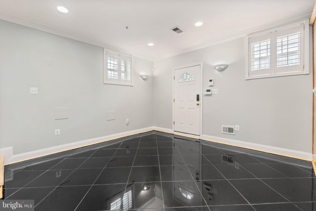 3537 NEW HAMPSHIRE AVENUE NW Unit: BASEMENT