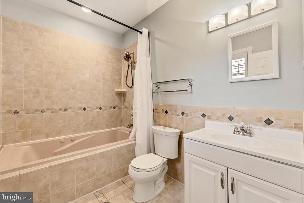 3537 NEW HAMPSHIRE AVENUE NW Unit: BASEMENT