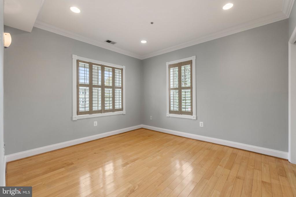 3537 NEW HAMPSHIRE AVENUE NW Unit: BASEMENT