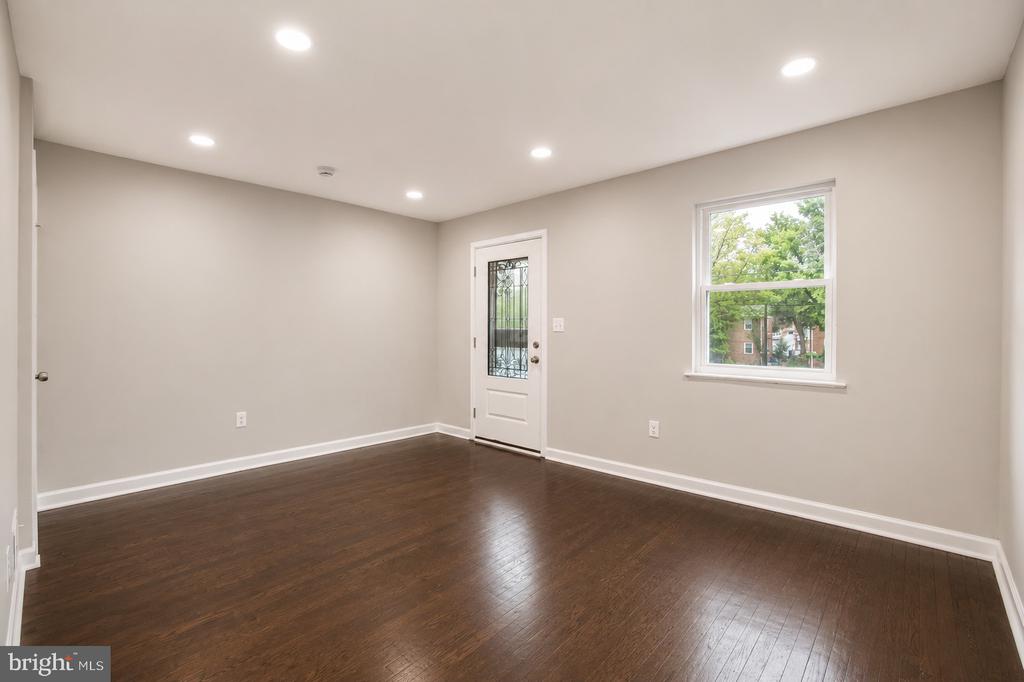 4609 E EAST CAPITOL STREET SE