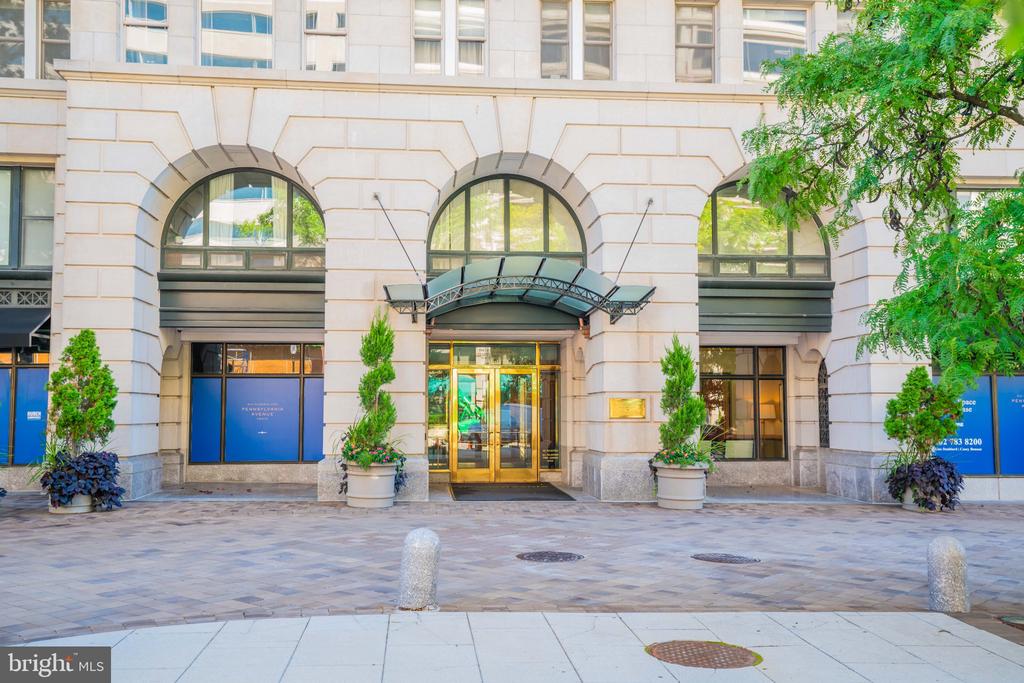 601 PENNSYLVANIA AVENUE NW Unit: 504