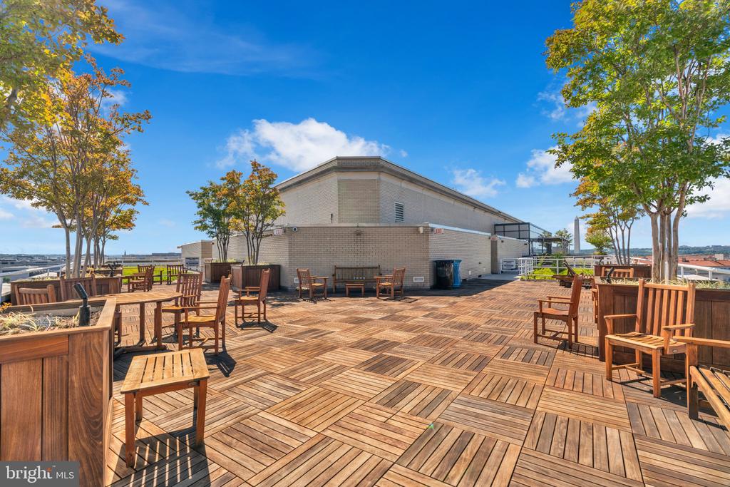 601 PENNSYLVANIA AVENUE NW Unit: 504