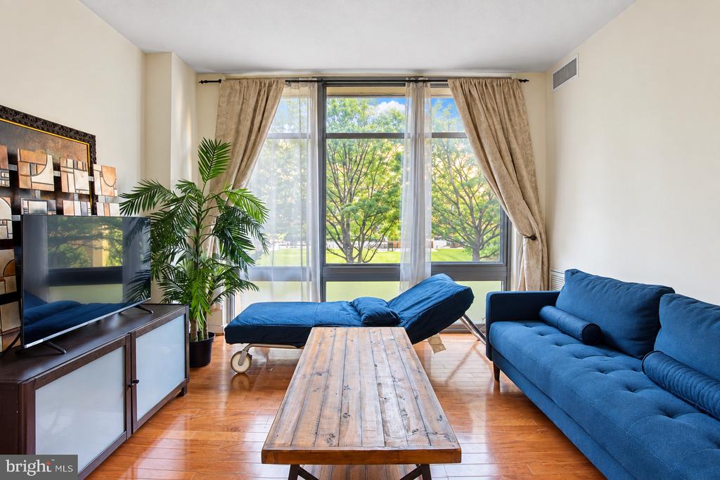 475 K STREET NW Unit: 429