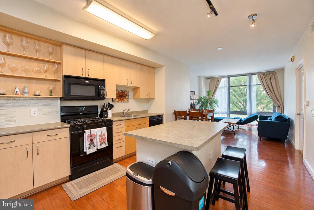 475 K STREET NW Unit: 429