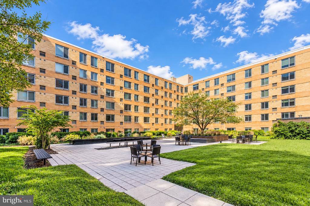 475 K STREET NW Unit: 429