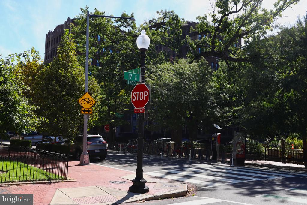 1916 17TH STREET NW Unit: 208