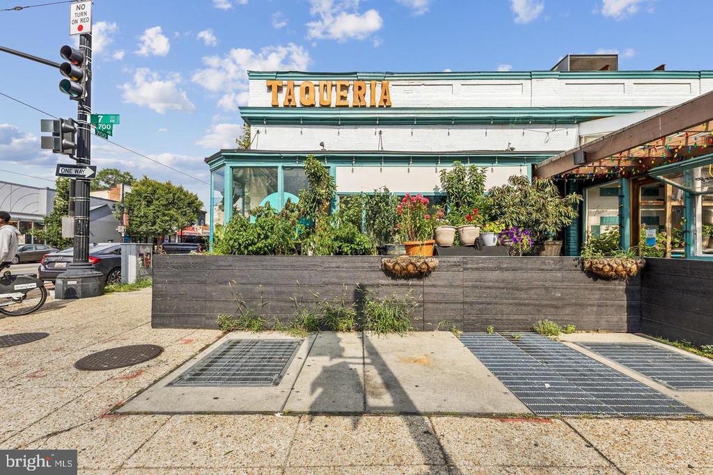 2001 I STREET NE Unit: 10
