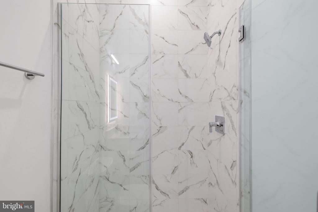 710 KENNEDY STREET NW Unit: 10