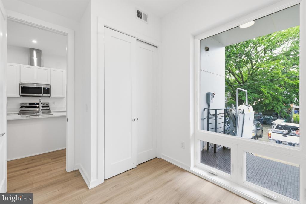 710 KENNEDY STREET NW Unit: 10