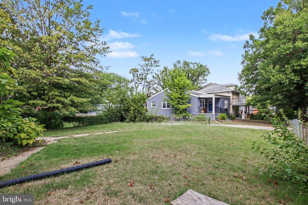 4898 SHERIFF ROAD NE