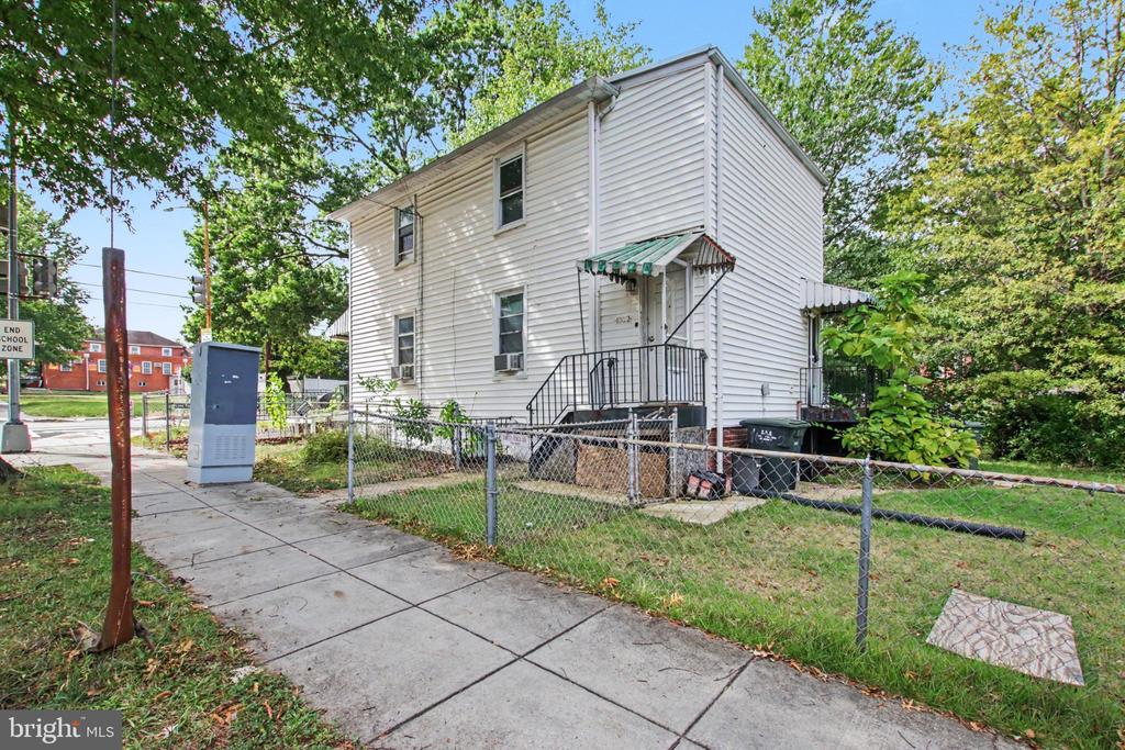 4898 SHERIFF ROAD NE