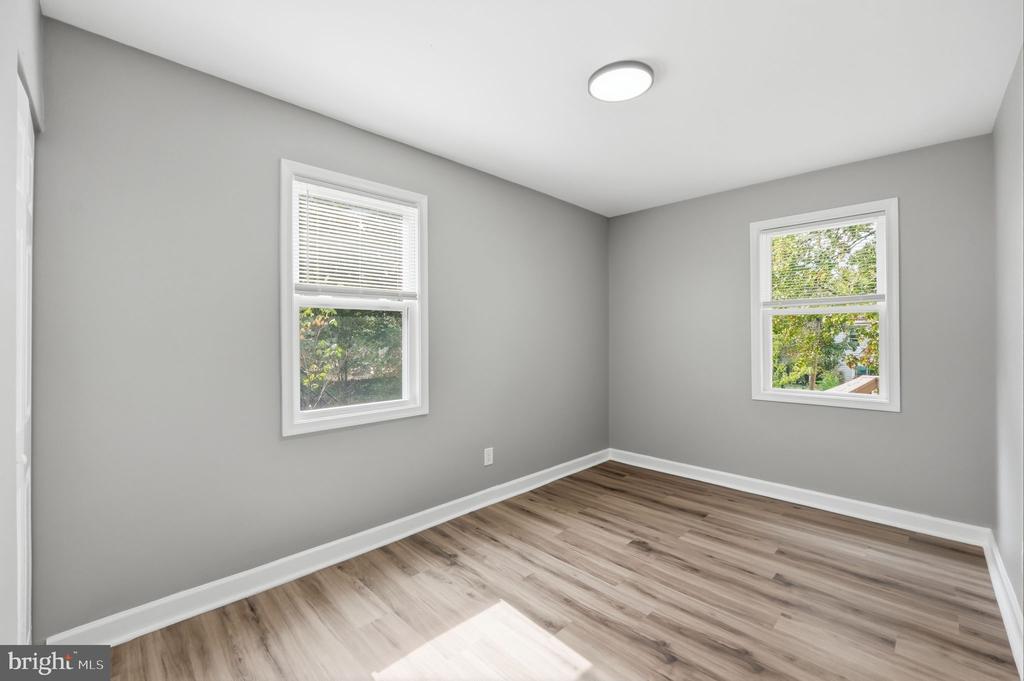 5027 BENNING ROAD SE