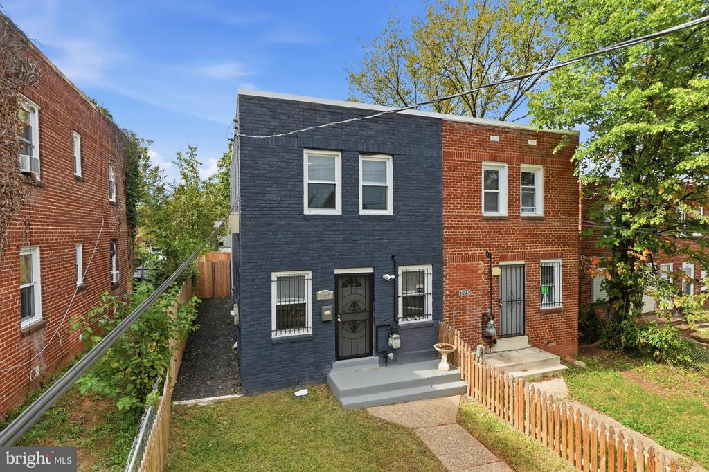 5027 BENNING ROAD SE