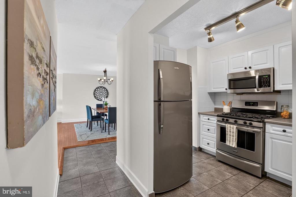 429 N STREET SW Unit: S-704